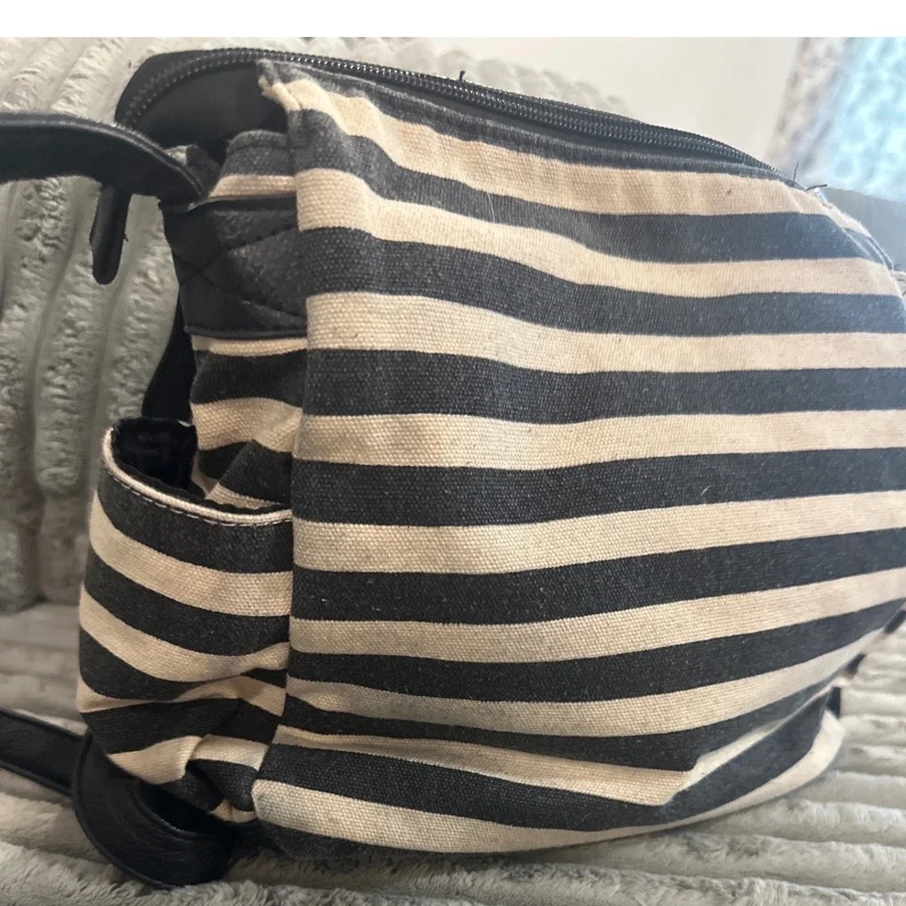 Bueno Black White Striped Canvas Faux Leather Crossbody Bag Silver Push Lock